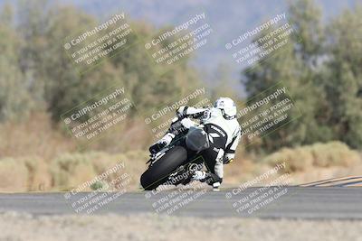 media/Oct-04-2025-CVMA (Sat) [[408bcdd6e4]]/Race 13-Amateur Supersport Open/